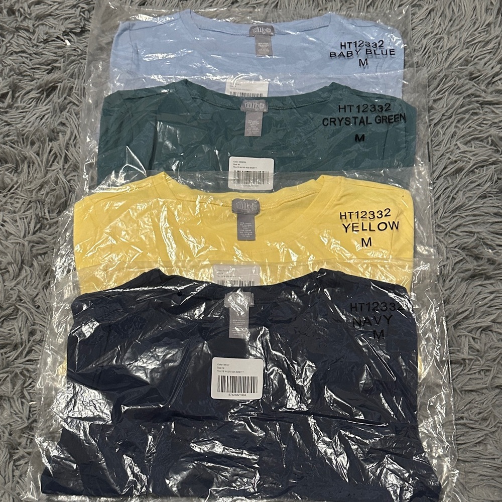 Tilly’s basic tees